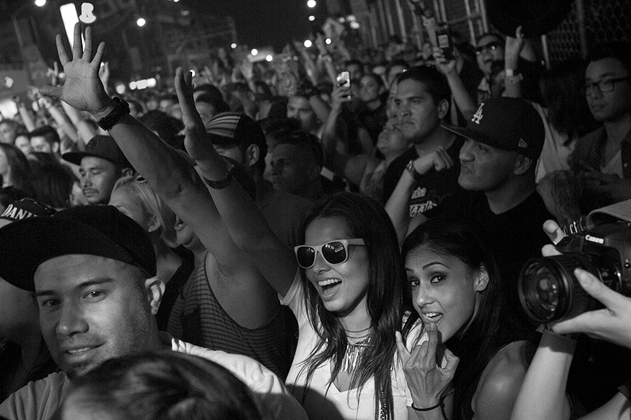 concert photography dramatic lighting Washington DC